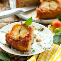 apple upside down cake