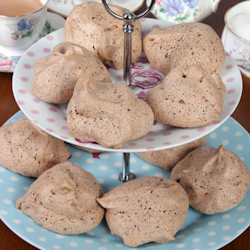 gianduja meringue cookies
