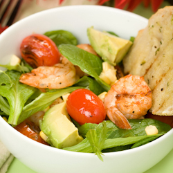 shrimp veggie salad green dressing