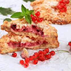 tri berry cake streusel topping