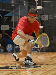 racquetball player lunging